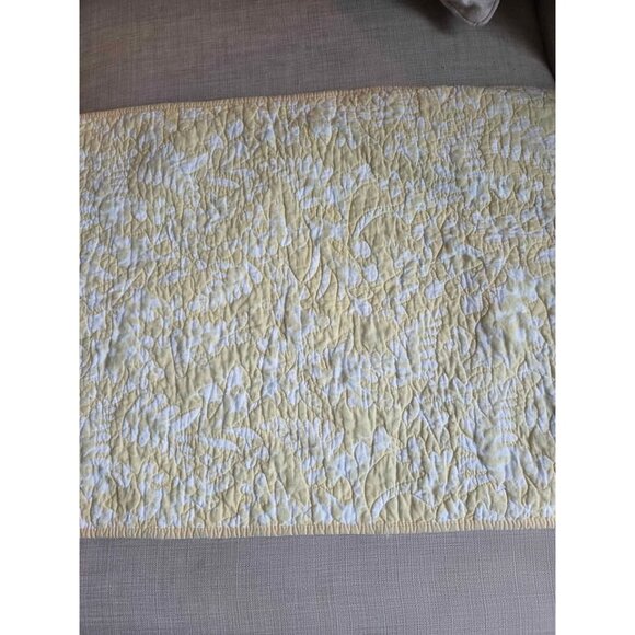 Martha Stewart brand yellow quilted standard pillow shams 100% cotton - Picture 6 of 7